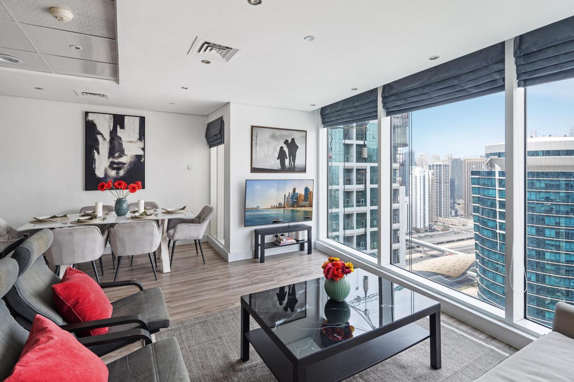 Modern & Spacious 2-Bed Condo With Panoramic Lake Views, Dual Balconies, Steps From Dubai Jlt Metro By "La Buena Vida Holiday Homes" Esterno foto