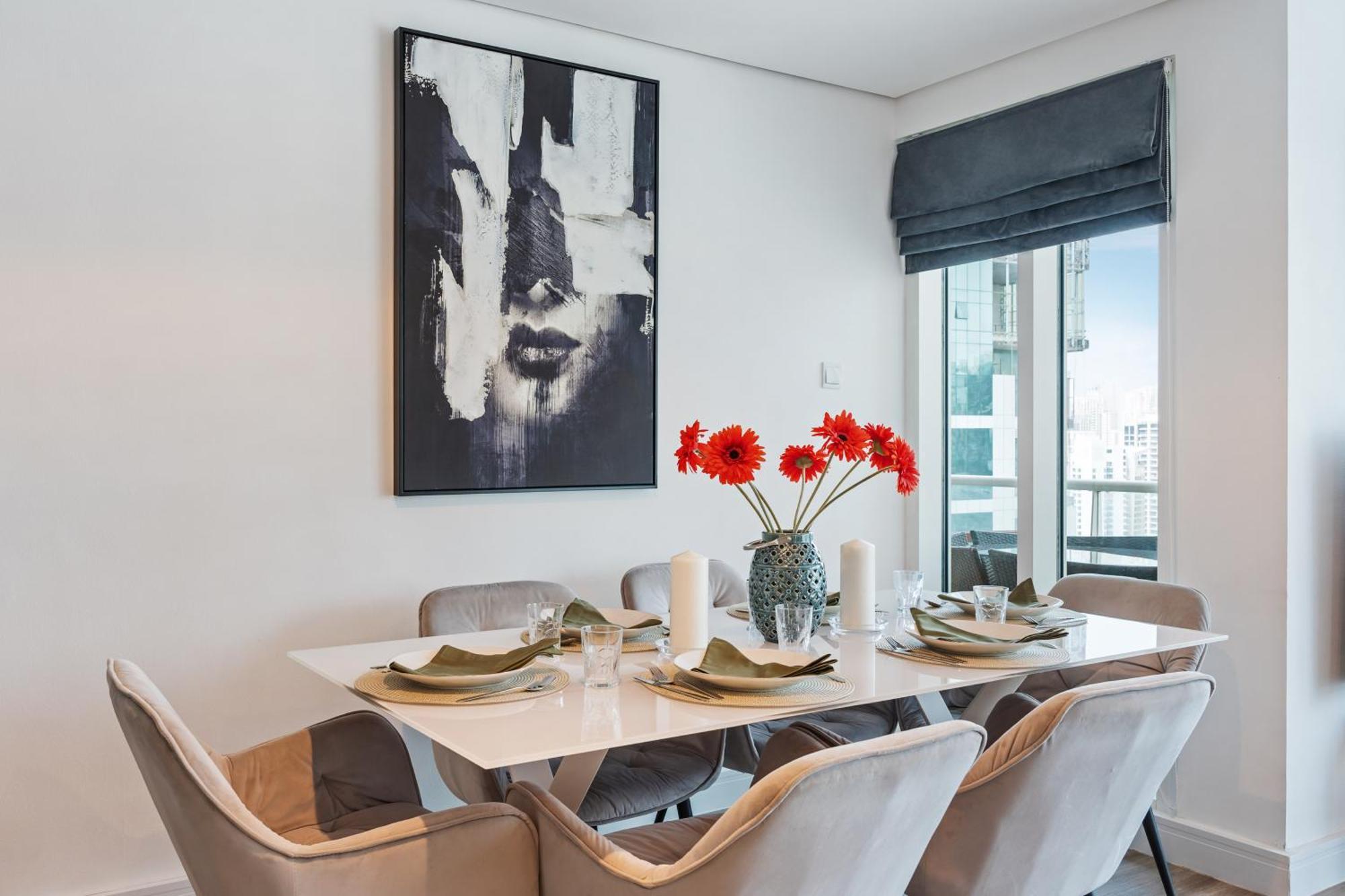 Modern & Spacious 2-Bed Condo With Panoramic Lake Views, Dual Balconies, Steps From Dubai Jlt Metro By "La Buena Vida Holiday Homes" Esterno foto