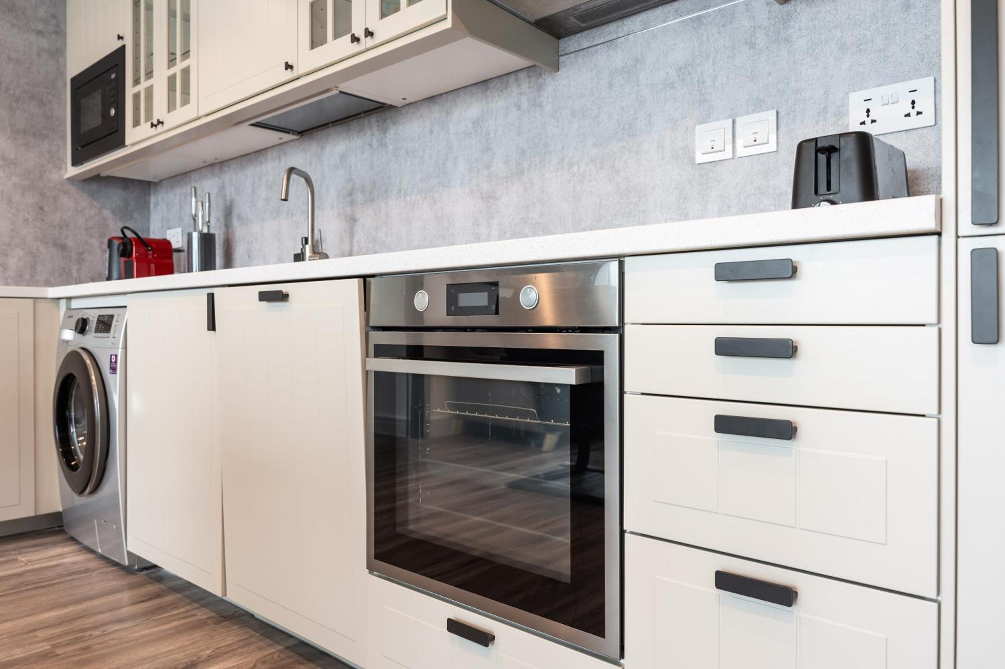 Modern & Spacious 2-Bed Condo With Panoramic Lake Views, Dual Balconies, Steps From Dubai Jlt Metro By "La Buena Vida Holiday Homes" Esterno foto